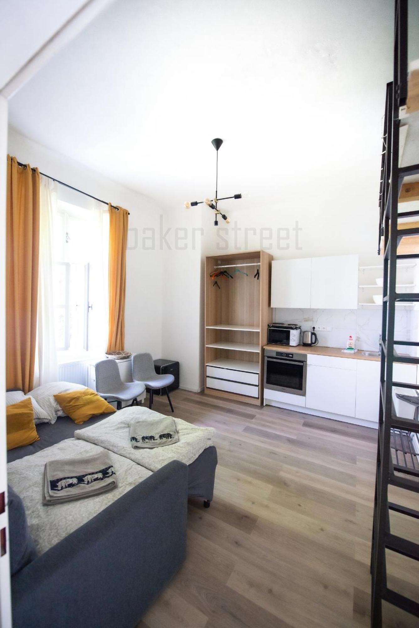 Storey Apartment Close To Metro Palmovka Praga Exterior foto